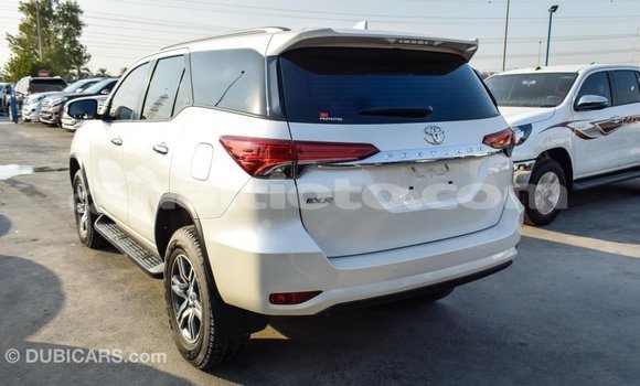 Acheter Import Voiture Toyota Fortuner Blanc à Import - Dubai, Artibonite Acheter Import Voiture Toyota Fortuner Blanc à Import - Dubai, Artibonite