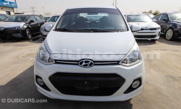 Acheter Import Voiture Hyundai i10 Blanc à Import - Dubai, Artibonite Acheter Import Voiture Hyundai i10 Blanc à Import - Dubai, Artibonite