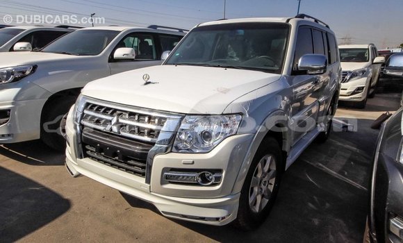 Acheter Import Voiture Mitsubishi Pajero Blanc à Import - Dubai, Artibonite Acheter Import Voiture Mitsubishi Pajero Blanc à Import - Dubai, Artibonite