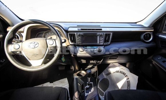 Acheter Import Utilitaire Toyota HiAce Noir à Import - Dubai, Artibonite Acheter Import Utilitaire Toyota HiAce Noir à Import - Dubai, Artibonite