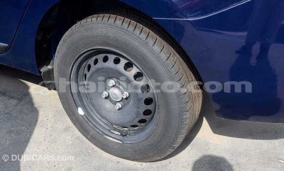 Acheter Import Voiture Renault Symbol Bleu à Import - Dubai, Artibonite Acheter Import Voiture Renault Symbol Bleu à Import - Dubai, Artibonite