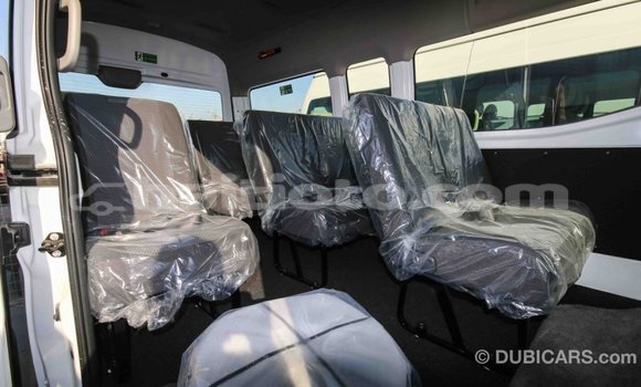 Acheter Import Utilitaire Nissan Evalia Blanc à Import - Dubai, Artibonite Acheter Import Utilitaire Nissan Evalia Blanc à Import - Dubai, Artibonite