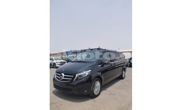 Acheter Import Voiture Mercedes-Benz 250 Noir à Import - Dubai, Artibonite Acheter Import Voiture Mercedes-Benz 250 Noir à Import - Dubai, Artibonite