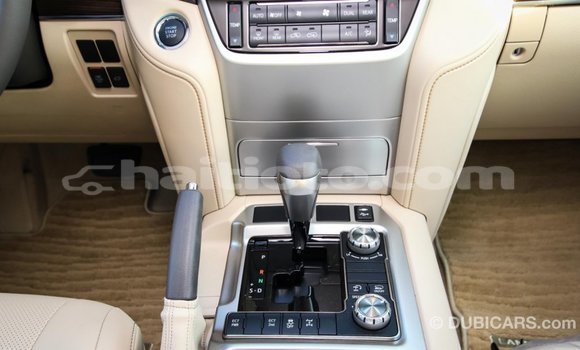 Acheter Import Voiture Toyota Land Cruiser Noir à Import - Dubai, Artibonite Acheter Import Voiture Toyota Land Cruiser Noir à Import - Dubai, Artibonite