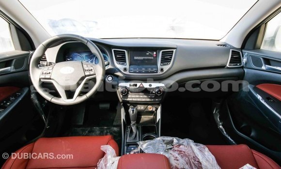 Acheter Import Voiture Hyundai Tucson Blanc à Import - Dubai, Artibonite Acheter Import Voiture Hyundai Tucson Blanc à Import - Dubai, Artibonite