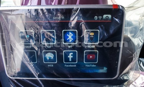 Acheter Import Voiture Toyota Land Cruiser Blanc à Import - Dubai, Artibonite Acheter Import Voiture Toyota Land Cruiser Blanc à Import - Dubai, Artibonite