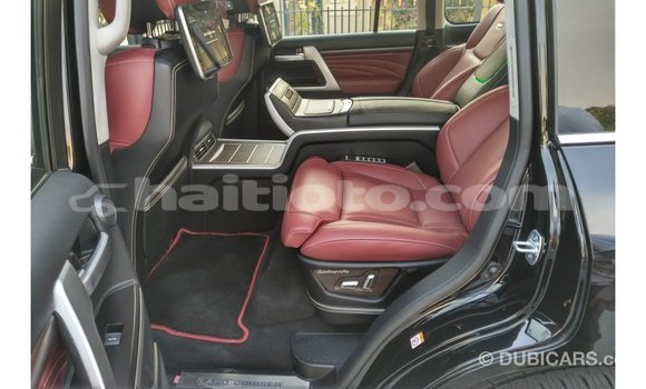 Acheter Import Voiture Toyota Land Cruiser Noir à Import - Dubai, Artibonite Acheter Import Voiture Toyota Land Cruiser Noir à Import - Dubai, Artibonite
