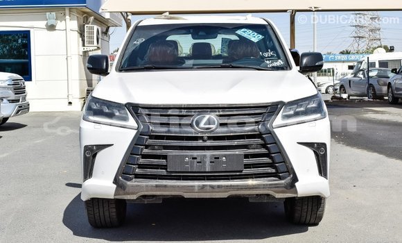 Acheter Import Voiture Lexus LX Blanc à Import - Dubai, Artibonite Acheter Import Voiture Lexus LX Blanc à Import - Dubai, Artibonite