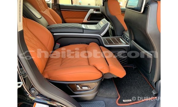 Acheter Import Voiture Toyota Land Cruiser Noir à Import - Dubai, Artibonite Acheter Import Voiture Toyota Land Cruiser Noir à Import - Dubai, Artibonite