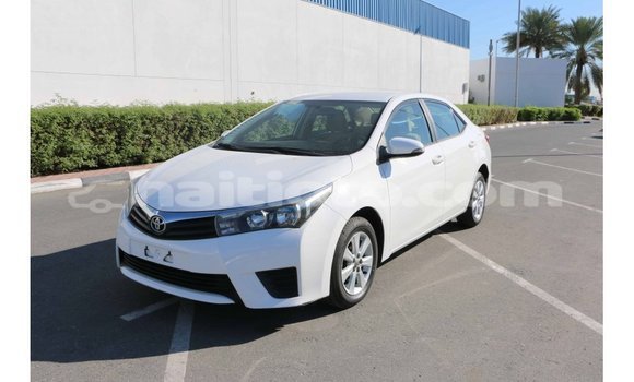 Acheter Import Voiture Toyota Corolla Blanc à Import - Dubai, Artibonite Acheter Import Voiture Toyota Corolla Blanc à Import - Dubai, Artibonite