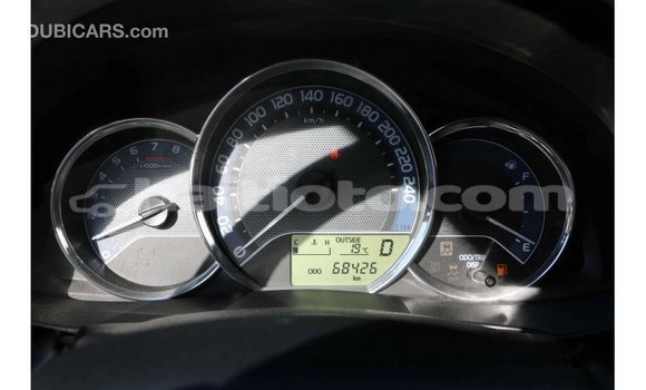 Acheter Import Voiture Toyota Corolla Blanc à Import - Dubai, Artibonite Acheter Import Voiture Toyota Corolla Blanc à Import - Dubai, Artibonite