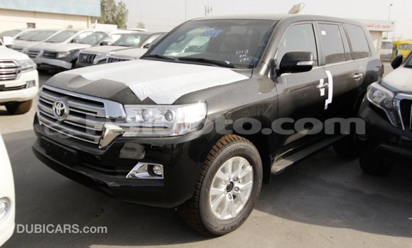 Acheter Import Voiture Toyota Land Cruiser Noir à Import - Dubai, Artibonite Acheter Import Voiture Toyota Land Cruiser Noir à Import - Dubai, Artibonite