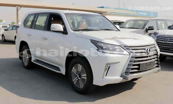 Acheter Import Voiture Lexus LX Blanc à Import - Dubai, Artibonite Acheter Import Voiture Lexus LX Blanc à Import - Dubai, Artibonite