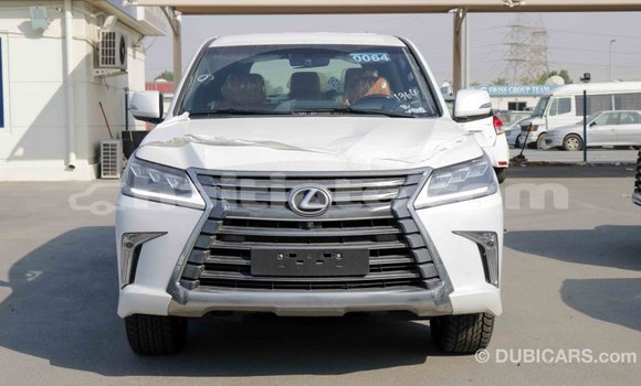 Acheter Import Voiture Lexus LX Blanc à Import - Dubai, Artibonite Acheter Import Voiture Lexus LX Blanc à Import - Dubai, Artibonite