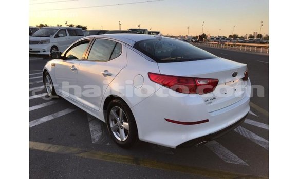 Acheter Import Voiture Kia Optima Blanc à Import - Dubai, Artibonite Acheter Import Voiture Kia Optima Blanc à Import - Dubai, Artibonite