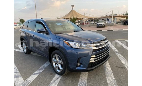 Acheter Import Voiture Toyota Highlander Bleu à Import - Dubai, Artibonite Acheter Import Voiture Toyota Highlander Bleu à Import - Dubai, Artibonite