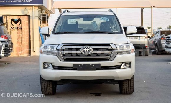 Acheter Import Voiture Toyota Land Cruiser Blanc à Import - Dubai, Artibonite Acheter Import Voiture Toyota Land Cruiser Blanc à Import - Dubai, Artibonite