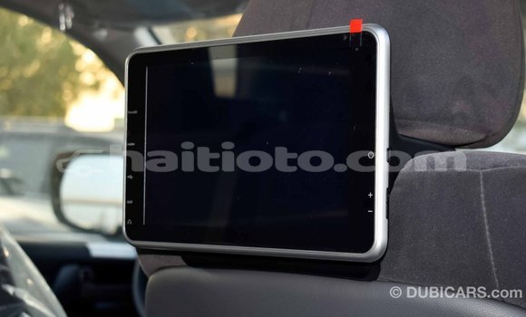 Acheter Import Voiture Toyota Land Cruiser Blanc à Import - Dubai, Artibonite Acheter Import Voiture Toyota Land Cruiser Blanc à Import - Dubai, Artibonite