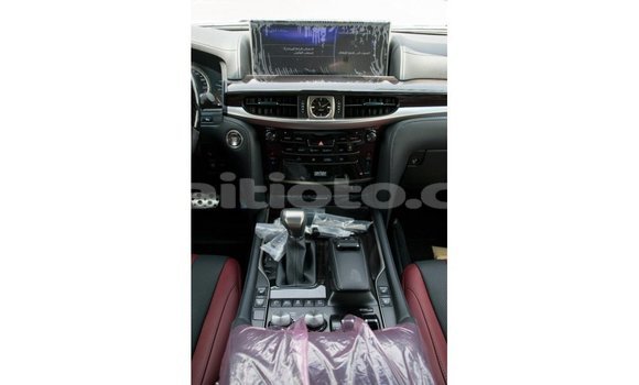 Acheter Import Voiture Lexus LX Blanc à Import - Dubai, Artibonite Acheter Import Voiture Lexus LX Blanc à Import - Dubai, Artibonite