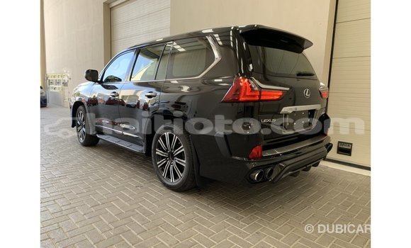 Acheter Import Voiture Lexus LX Noir à Import - Dubai, Artibonite Acheter Import Voiture Lexus LX Noir à Import - Dubai, Artibonite