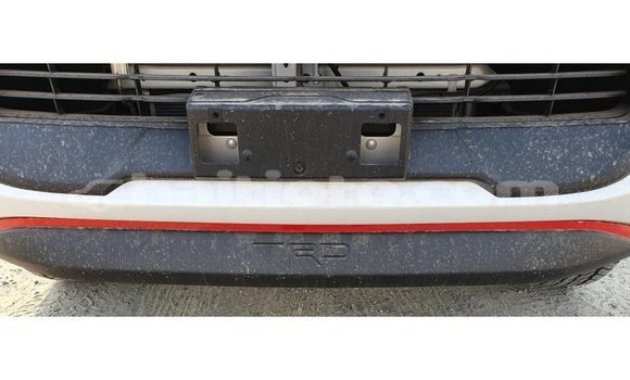 Acheter Import Voiture Toyota Hilux Blanc à Import - Dubai, Artibonite Acheter Import Voiture Toyota Hilux Blanc à Import - Dubai, Artibonite