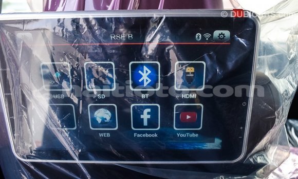 Acheter Import Voiture Toyota Land Cruiser Blanc à Import - Dubai, Artibonite Acheter Import Voiture Toyota Land Cruiser Blanc à Import - Dubai, Artibonite