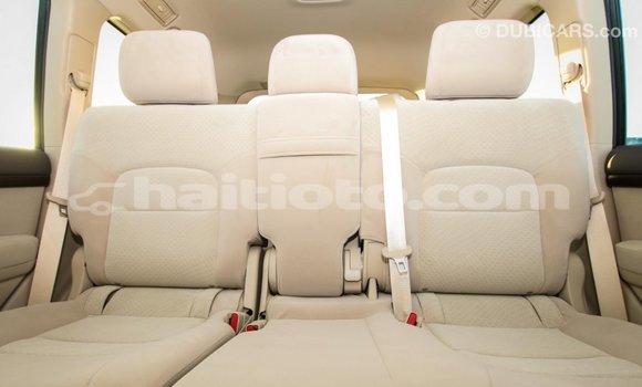 Acheter Import Voiture Toyota Land Cruiser Blanc à Import - Dubai, Artibonite Acheter Import Voiture Toyota Land Cruiser Blanc à Import - Dubai, Artibonite