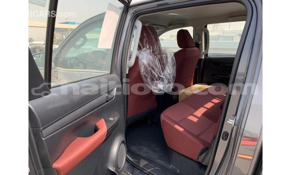 Acheter Import Voiture Toyota Hilux Autre à Import - Dubai, Artibonite Acheter Import Voiture Toyota Hilux Autre à Import - Dubai, Artibonite
