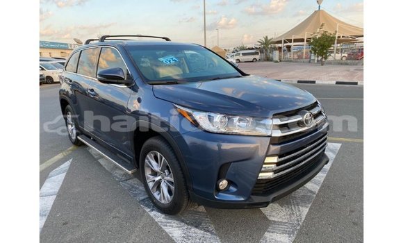Acheter Import Voiture Toyota Highlander Bleu à Import - Dubai, Artibonite Acheter Import Voiture Toyota Highlander Bleu à Import - Dubai, Artibonite