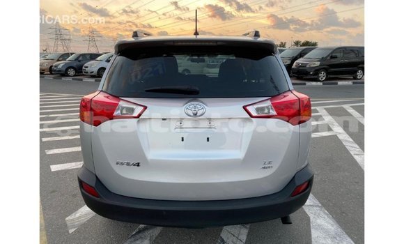 Acheter Import Voiture Toyota 4Runner Autre à Import - Dubai, Artibonite Acheter Import Voiture Toyota 4Runner Autre à Import - Dubai, Artibonite