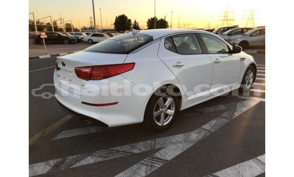 Acheter Import Voiture Kia Optima Blanc à Import - Dubai, Artibonite Acheter Import Voiture Kia Optima Blanc à Import - Dubai, Artibonite