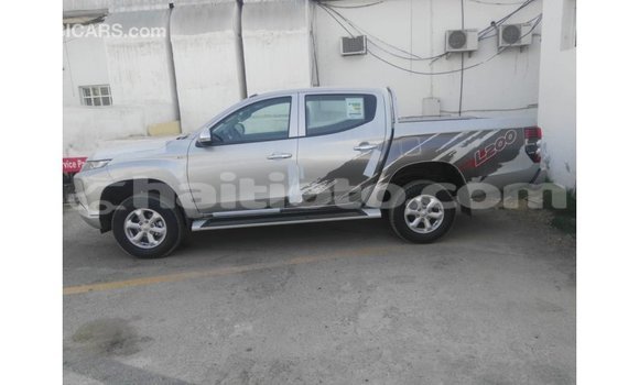 Acheter Import Voiture Mitsubishi L200 Autre à Import - Dubai, Artibonite Acheter Import Voiture Mitsubishi L200 Autre à Import - Dubai, Artibonite