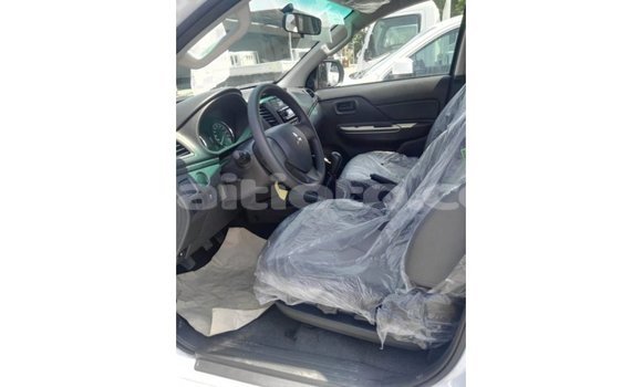 Acheter Import Voiture Mitsubishi L200 Autre à Import - Dubai, Artibonite Acheter Import Voiture Mitsubishi L200 Autre à Import - Dubai, Artibonite