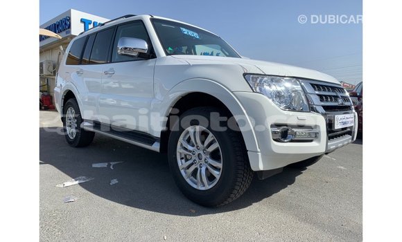 Acheter Import Voiture Mitsubishi Pajero Blanc à Import - Dubai, Artibonite Acheter Import Voiture Mitsubishi Pajero Blanc à Import - Dubai, Artibonite