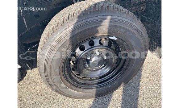 Acheter Import Voiture Toyota Hilux Blanc à Import - Dubai, Artibonite Acheter Import Voiture Toyota Hilux Blanc à Import - Dubai, Artibonite