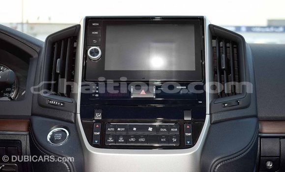 Acheter Import Voiture Toyota Land Cruiser Autre à Import - Dubai, Artibonite Acheter Import Voiture Toyota Land Cruiser Autre à Import - Dubai, Artibonite