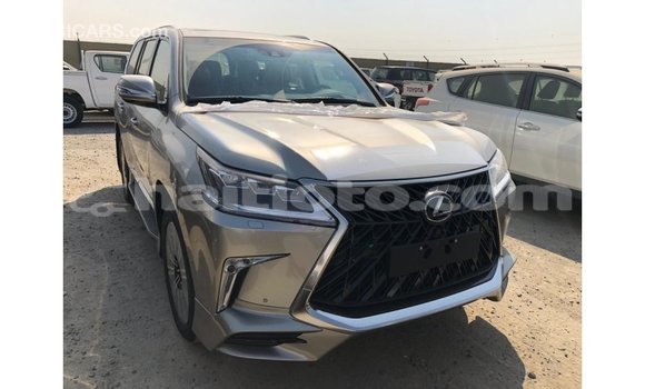 Acheter Import Voiture Lexus LX Autre à Import - Dubai, Artibonite Acheter Import Voiture Lexus LX Autre à Import - Dubai, Artibonite