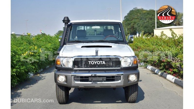 Big with watermark toyota land cruiser artibonite import dubai 1616