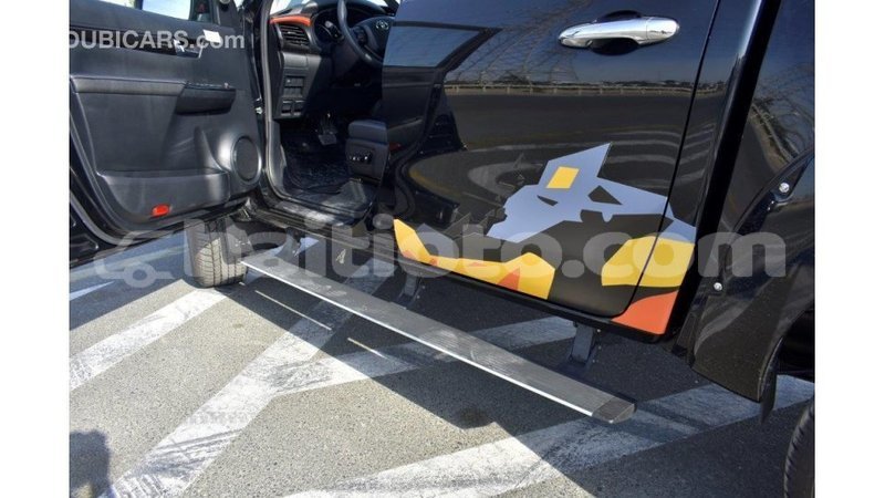 Big with watermark toyota hilux artibonite import dubai 1617
