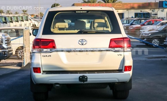 Acheter Import Voiture Toyota Land Cruiser Blanc à Import - Dubai, Artibonite Acheter Import Voiture Toyota Land Cruiser Blanc à Import - Dubai, Artibonite