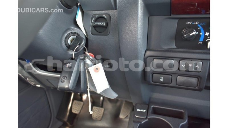 Big with watermark toyota land cruiser artibonite import dubai 1621