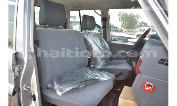 Acheter Import Voiture Toyota Land Cruiser Autre à Import - Dubai, Artibonite Acheter Import Voiture Toyota Land Cruiser Autre à Import - Dubai, Artibonite