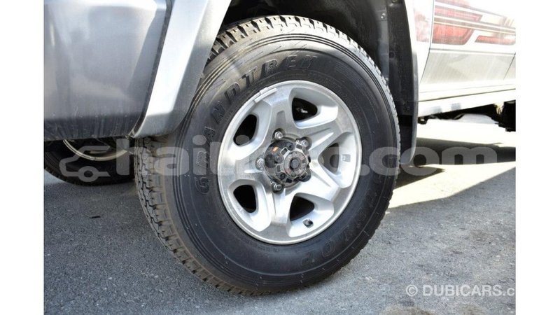 Big with watermark toyota land cruiser artibonite import dubai 1621