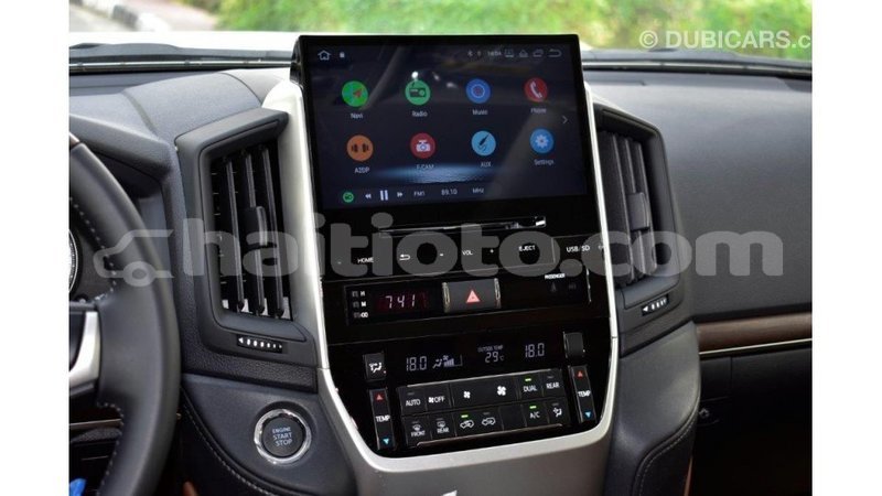 Big with watermark toyota land cruiser artibonite import dubai 1622