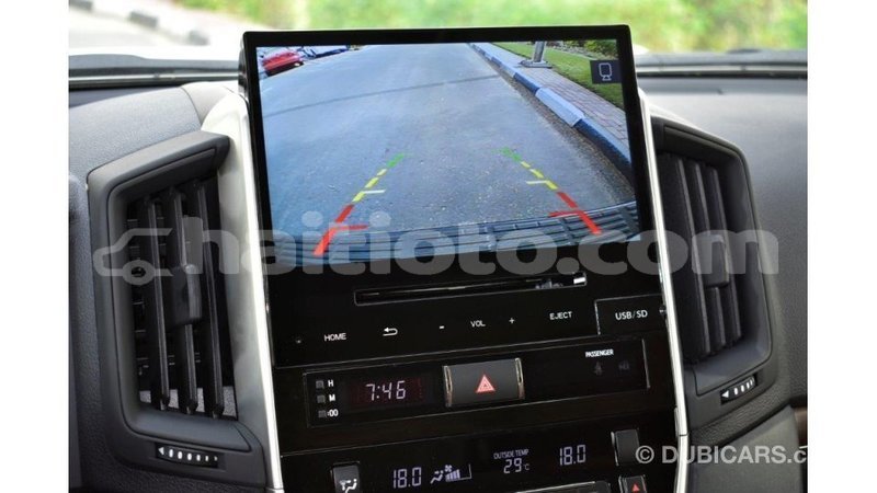 Big with watermark toyota land cruiser artibonite import dubai 1622