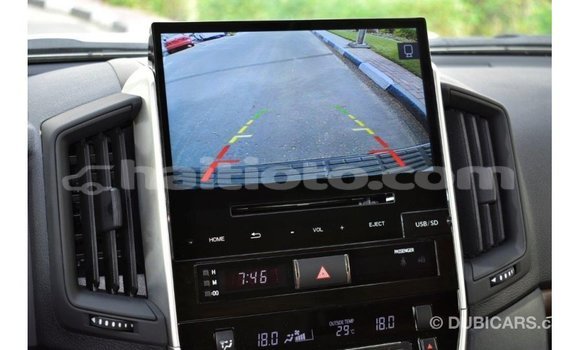 Acheter Import Voiture Toyota Land Cruiser Noir à Import - Dubai, Artibonite Acheter Import Voiture Toyota Land Cruiser Noir à Import - Dubai, Artibonite