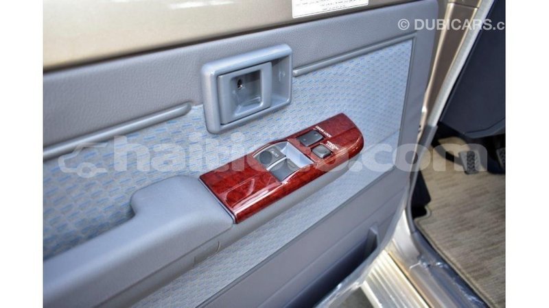 Big with watermark toyota land cruiser artibonite import dubai 1625