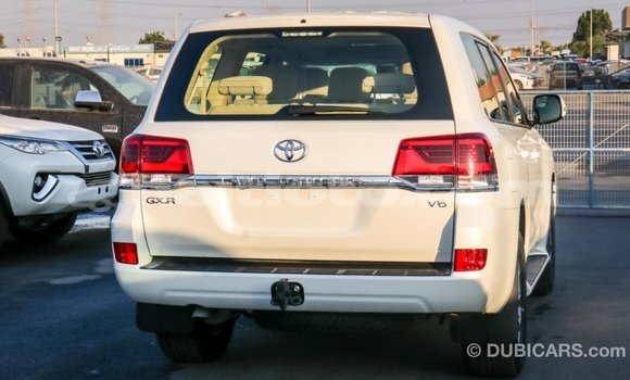 Acheter Import Voiture Toyota Land Cruiser Blanc à Import - Dubai, Artibonite Acheter Import Voiture Toyota Land Cruiser Blanc à Import - Dubai, Artibonite