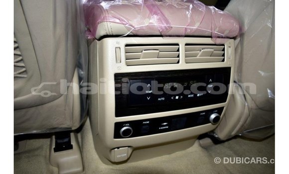 Acheter Import Voiture Toyota Land Cruiser Blanc à Import - Dubai, Artibonite Acheter Import Voiture Toyota Land Cruiser Blanc à Import - Dubai, Artibonite