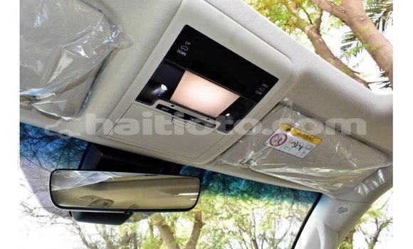 Acheter Import Voiture Toyota Land Cruiser Blanc à Import - Dubai, Artibonite Acheter Import Voiture Toyota Land Cruiser Blanc à Import - Dubai, Artibonite